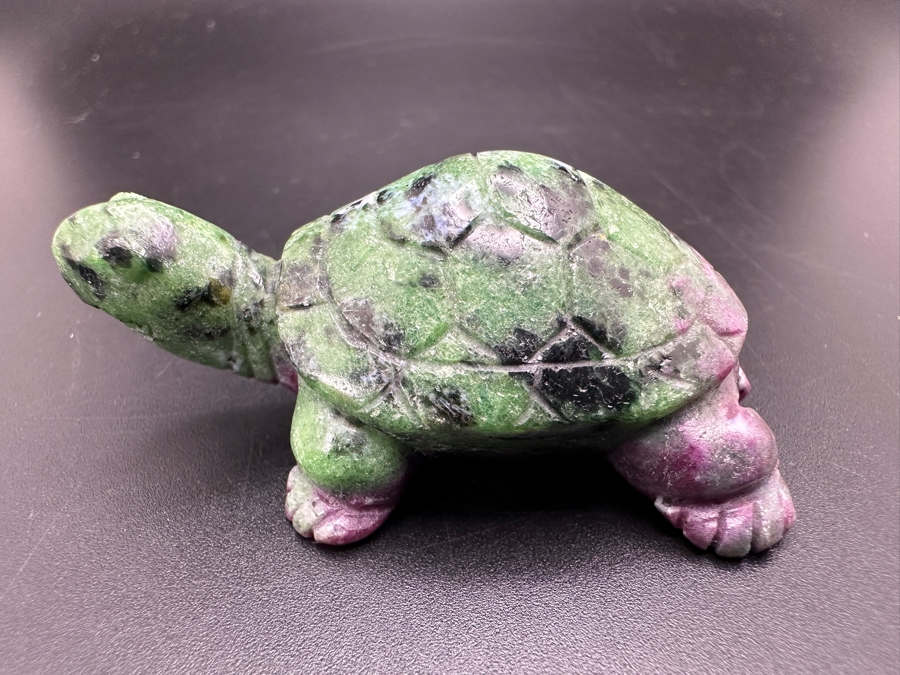 Hand Carved Ruby Zoisite Turtle Figurine 55g [Photo 4]
