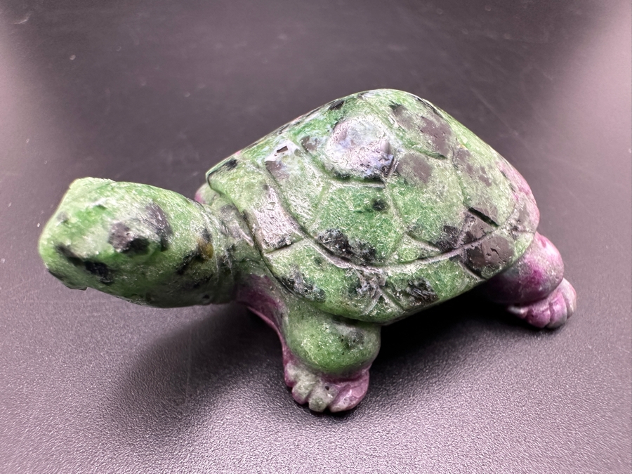 Hand Carved Ruby Zoisite Turtle Figurine 55g [Photo 5]