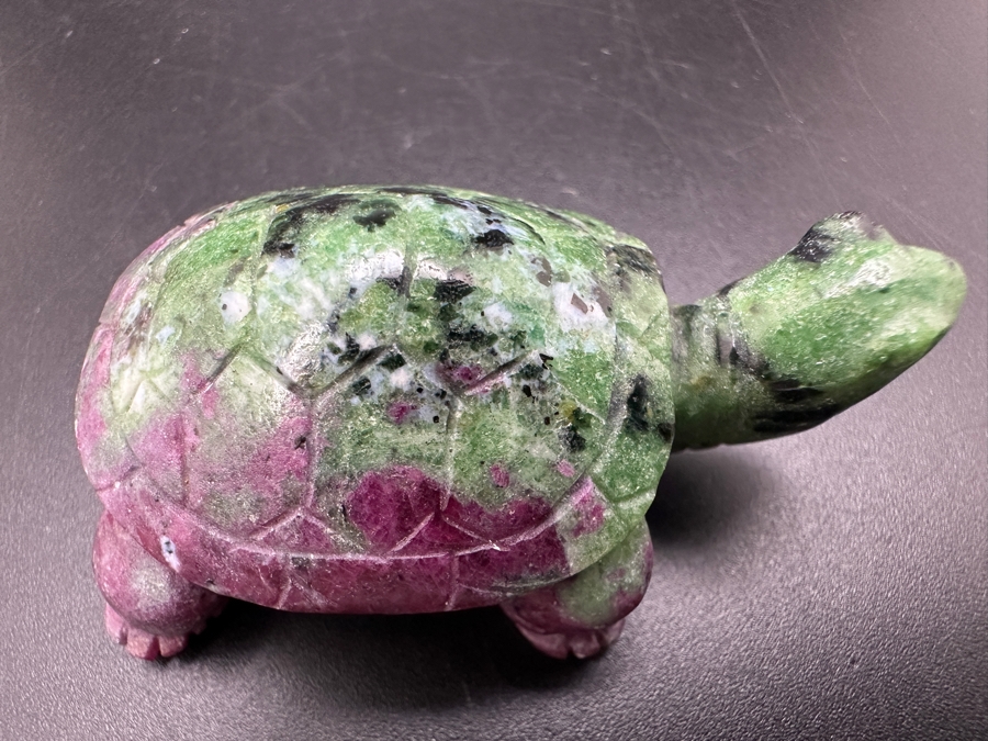 Hand Carved Ruby Zoisite Turtle Figurine 55g [Photo 7]