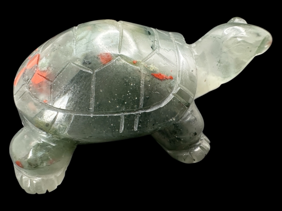 Hand Carved Light Green Stone Turtle Figurine 26g [Photo 1]