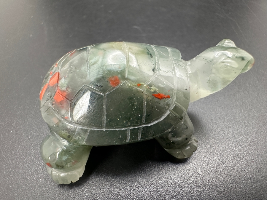 Hand Carved Light Green Stone Turtle Figurine 26g [Photo 2]