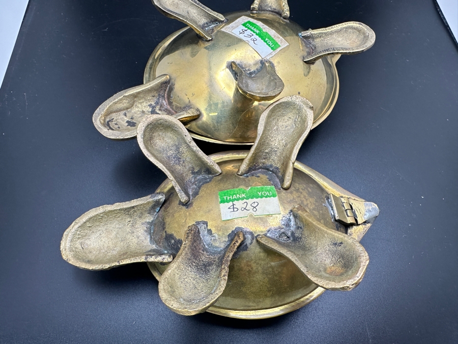 Pair Of Brass Turtle Figurines With Mother Of Pearl Shell Inlay [Photo 10]