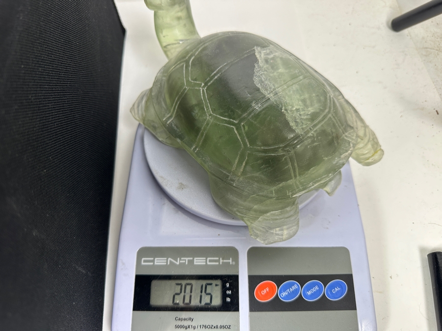 Large Hand Carved Light Green Stone Turtle Figurine 2,105g [Photo 15]