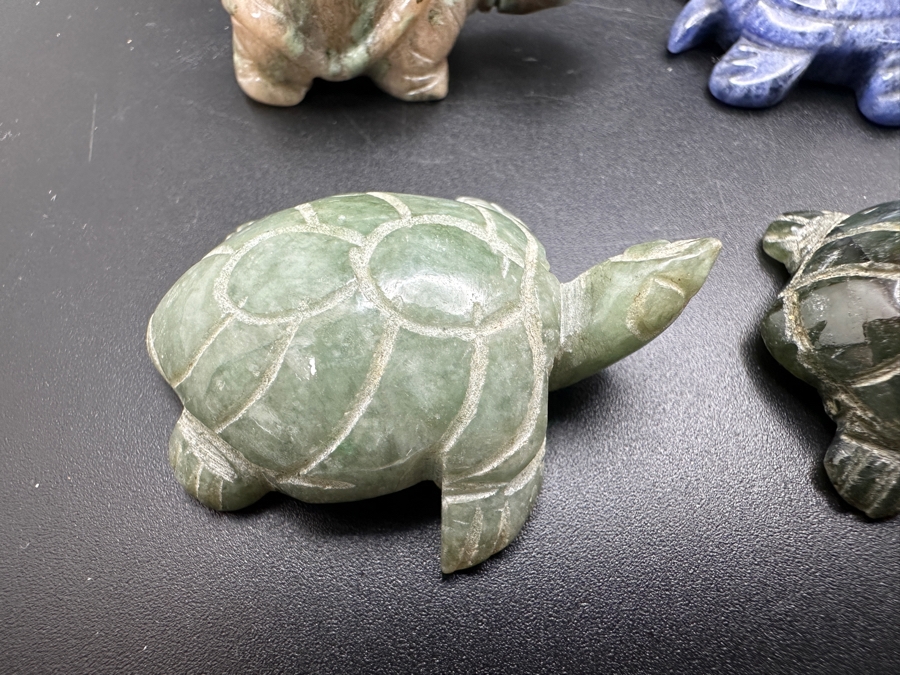 Collection Of Ten Hand Carved Miniature Turtle Figurines Of Various Stones [Photo 5]