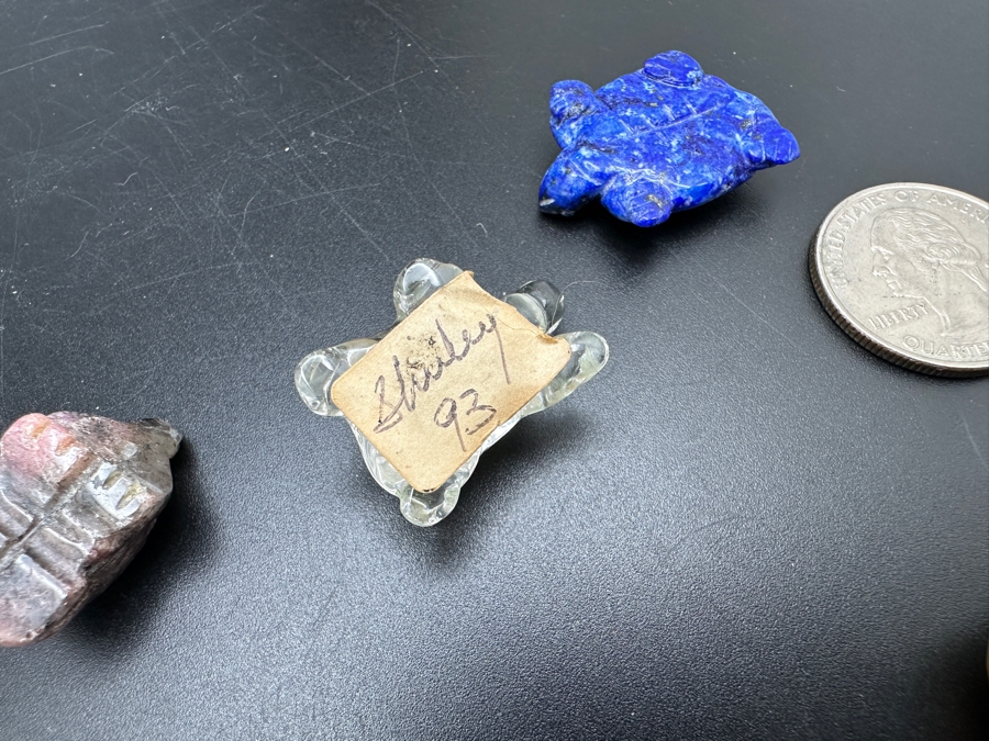 Collection Of Ten Hand Carved Miniature Turtle Figurines Of Various Stones [Photo 25]