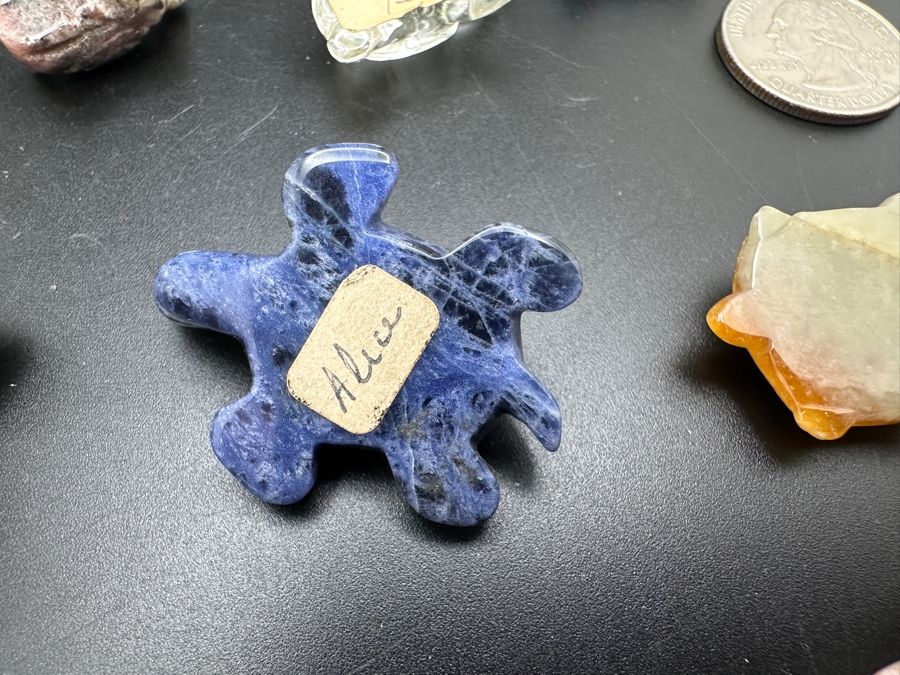 Collection Of Ten Hand Carved Miniature Turtle Figurines Of Various Stones [Photo 23]