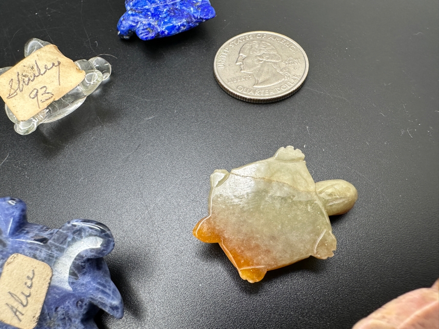 Collection Of Ten Hand Carved Miniature Turtle Figurines Of Various Stones [Photo 24]