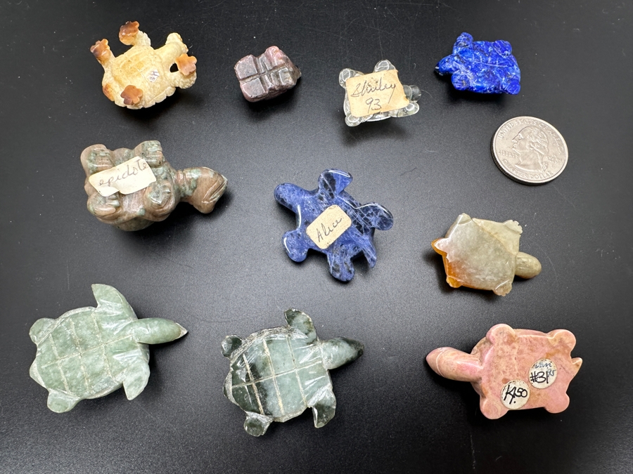 Collection Of Ten Hand Carved Miniature Turtle Figurines Of Various Stones [Photo 17]