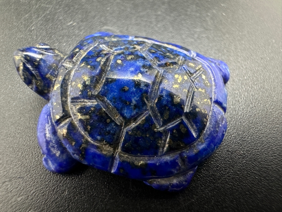Collection Of Ten Hand Carved Miniature Turtle Figurines Of Various Stones [Photo 28]