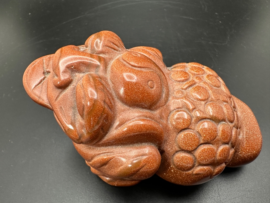 Carved Chinese Goldstone Feng Shui Golden Toad Wealth Figurine 325g [Photo 4]