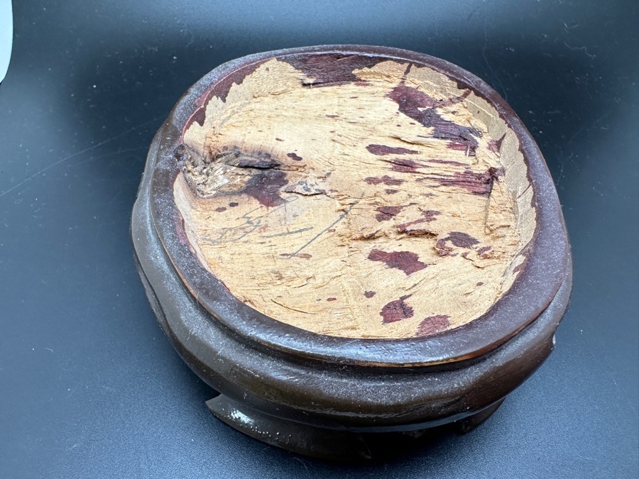 Stunning Vintage Hand-Carved Stone Turtle Emerging From Egg with Writing 84.7g [Photo 24]