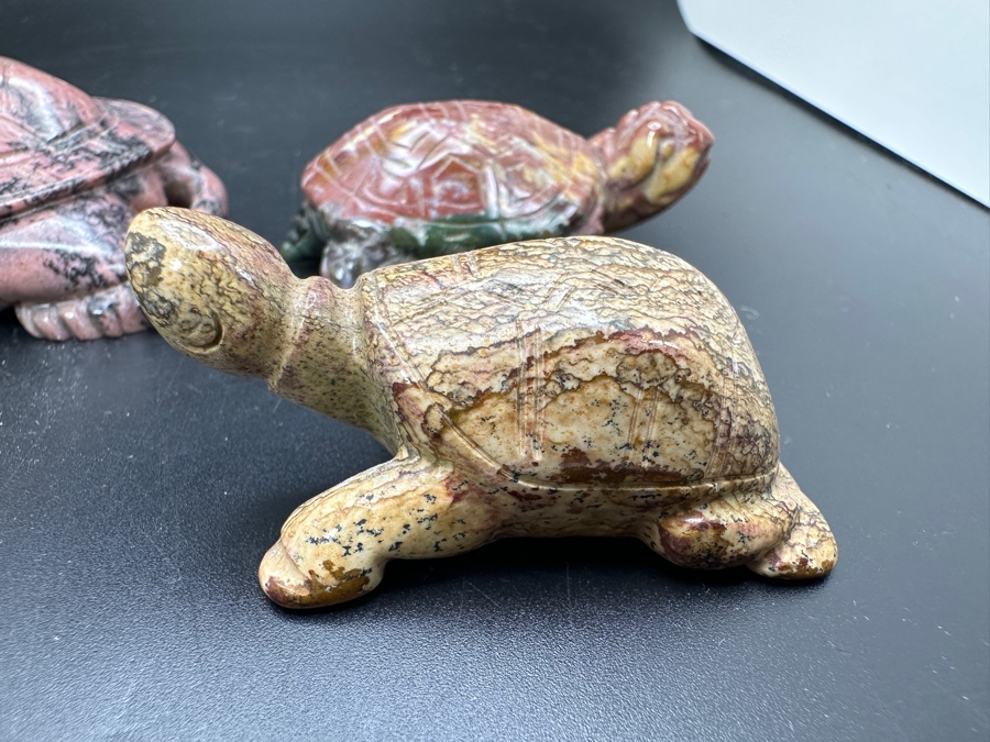 Four Carved Stone Turtle Figurines 402g [Photo 11]