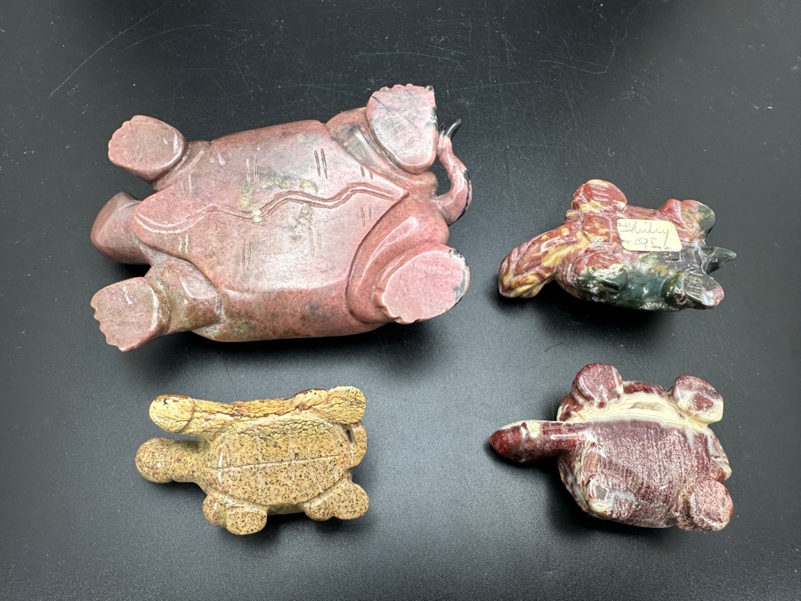 Four Carved Stone Turtle Figurines 402g [Photo 15]