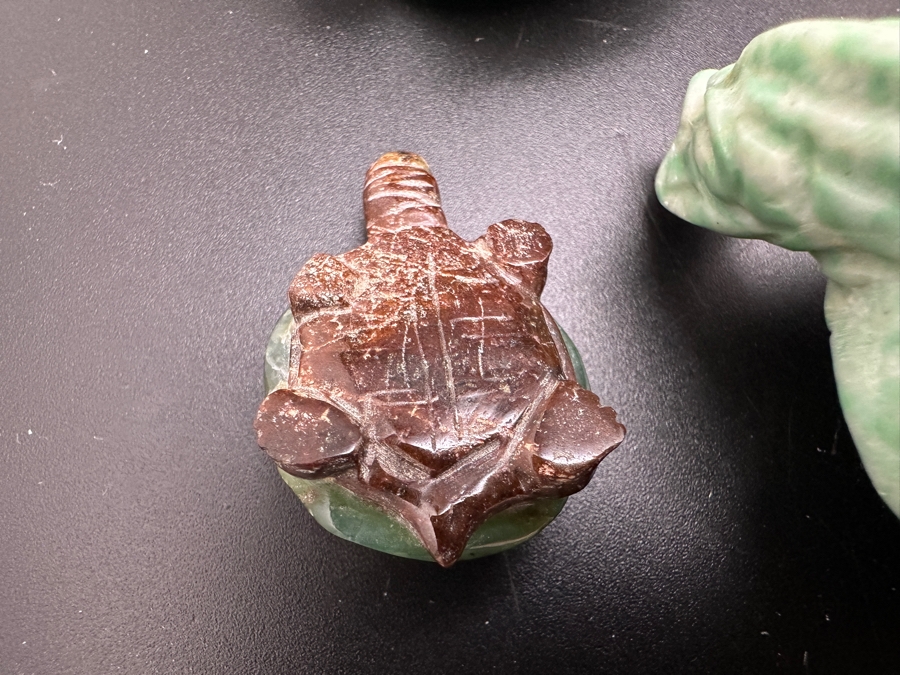 Six Carved Stone Turtle Figurines Jade Malachite 318g [Photo 22]