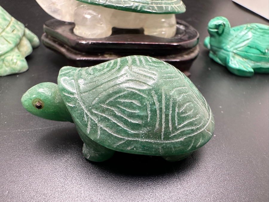 Six Carved Stone Turtle Figurines Jade Malachite 318g [Photo 11]