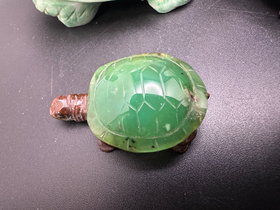 Six Carved Stone Turtle Figurines Jade Malachite 318g [Photo 8]