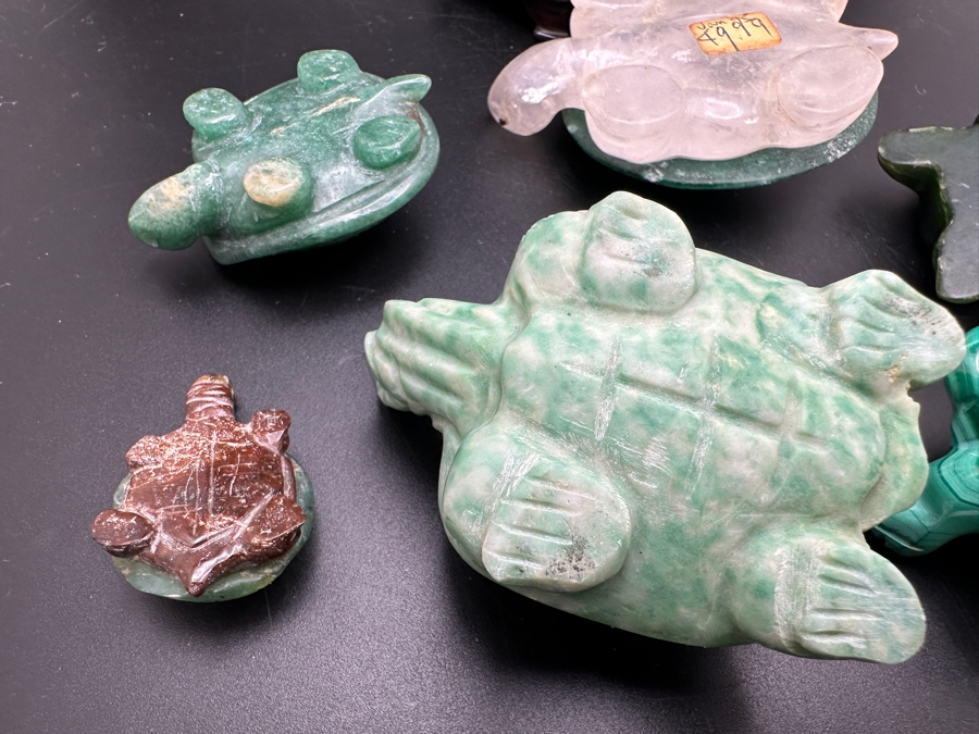 Six Carved Stone Turtle Figurines Jade Malachite 318g [Photo 21]