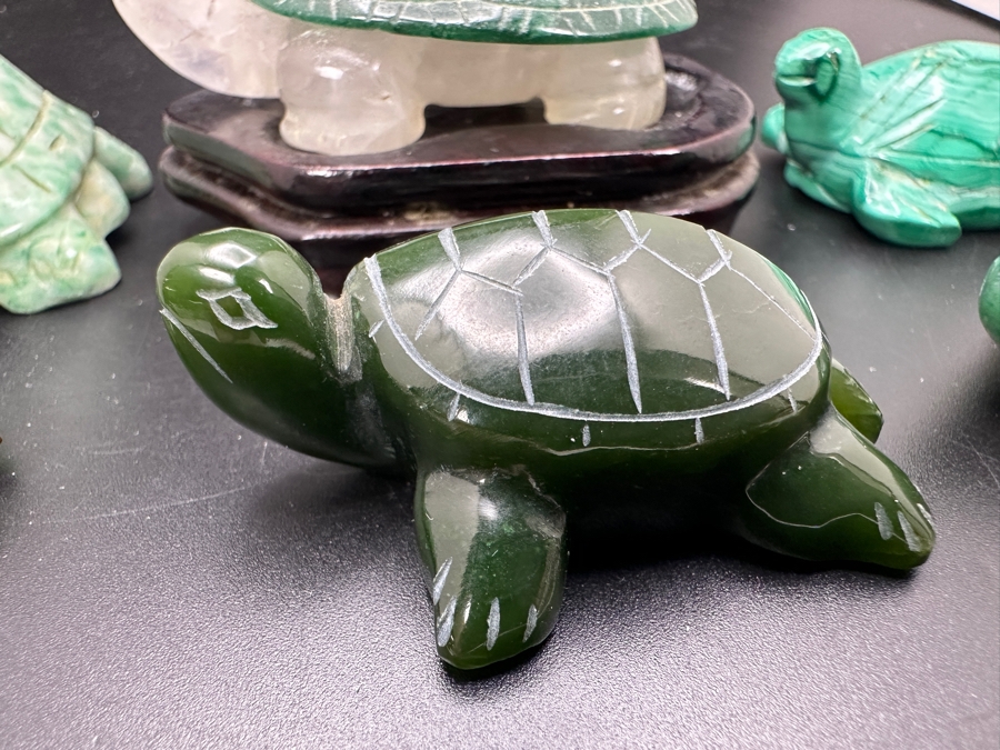 Six Carved Stone Turtle Figurines Jade Malachite 318g [Photo 10]