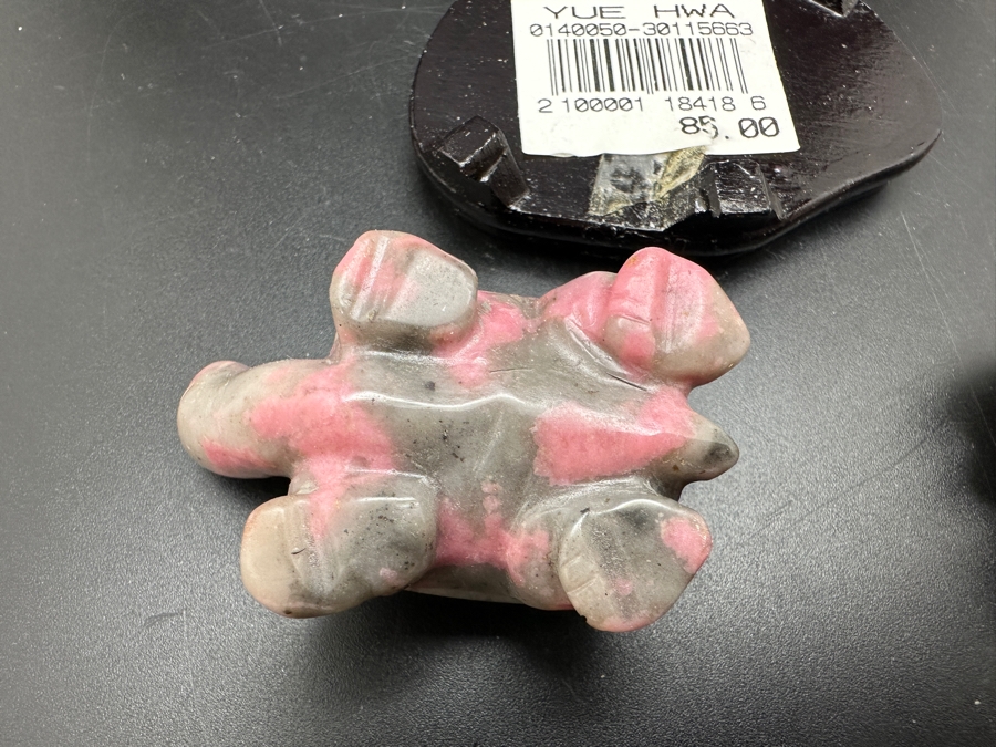 Four Carved Stone Turtle Figurines Rhodonite 215g [Photo 18]