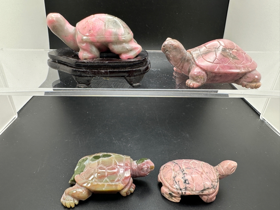 Four Carved Stone Turtle Figurines Rhodonite 215g [Photo 2]