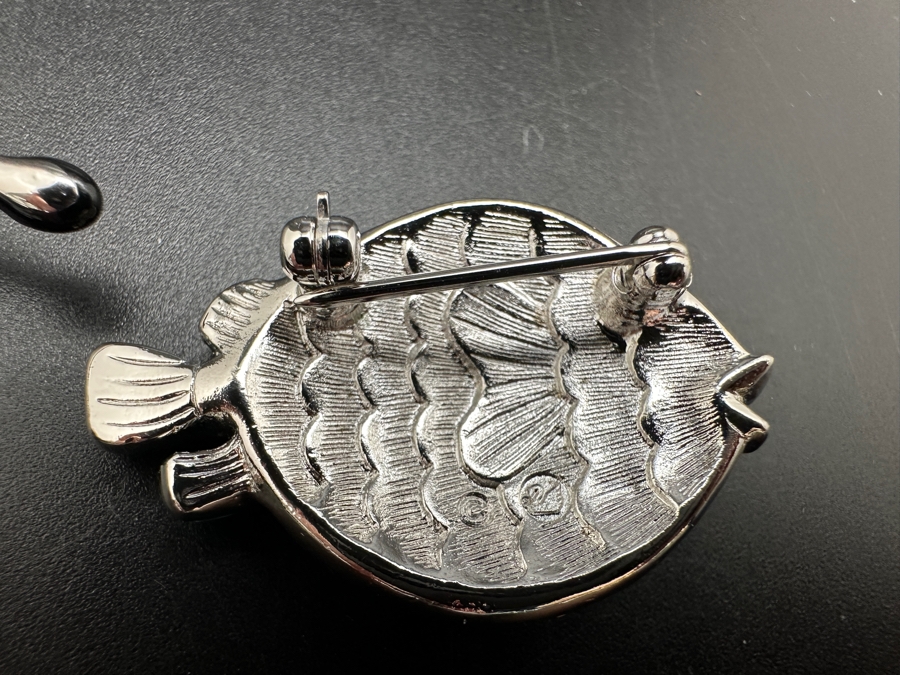 Pair Of Swarovski Crystal Pins Brooches [Photo 5]