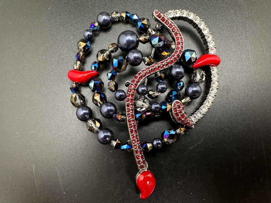 Rare Swarovski Crystal Brooch Pin [Photo 3]