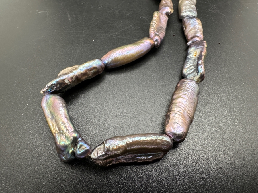 16' Pearl Necklace [Photo 4]