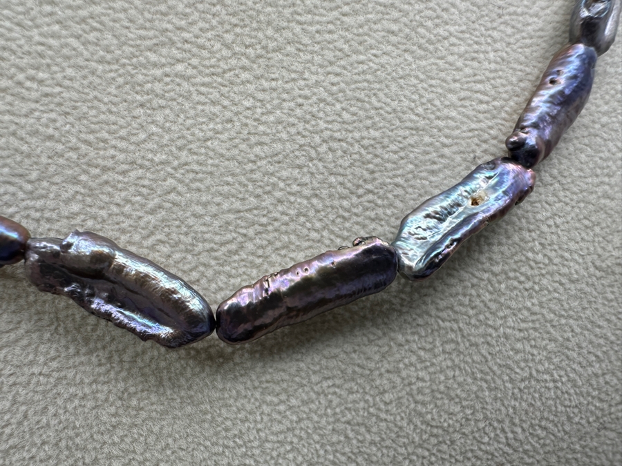 16' Pearl Necklace [Photo 3]