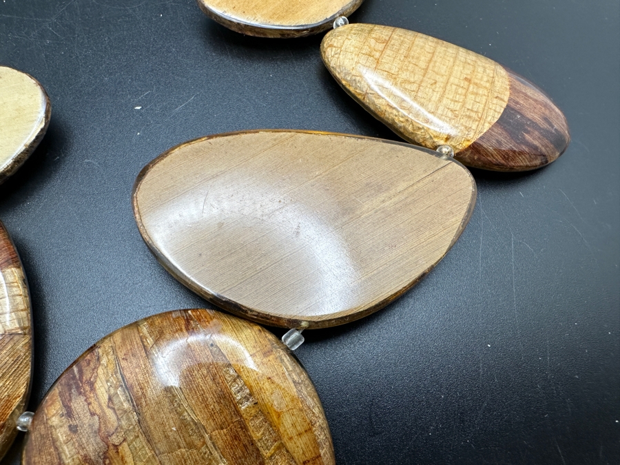 17' Wooden Necklace [Photo 6]