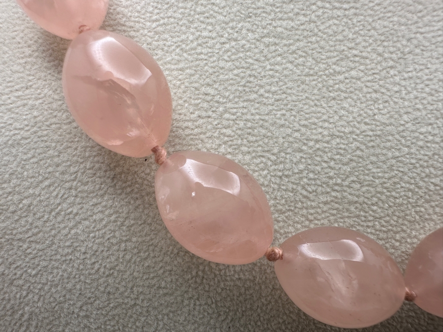 18' Rose Quartz Beaded Necklace [Photo 3]