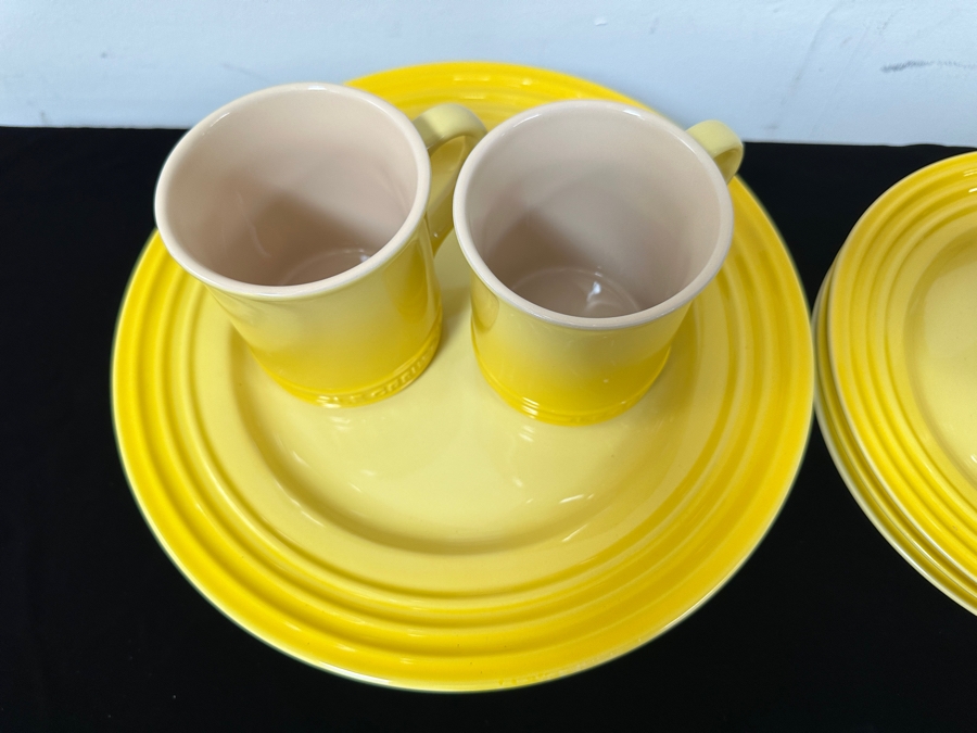 Le Creuset Yellow Plates & Mugs [Photo 3]