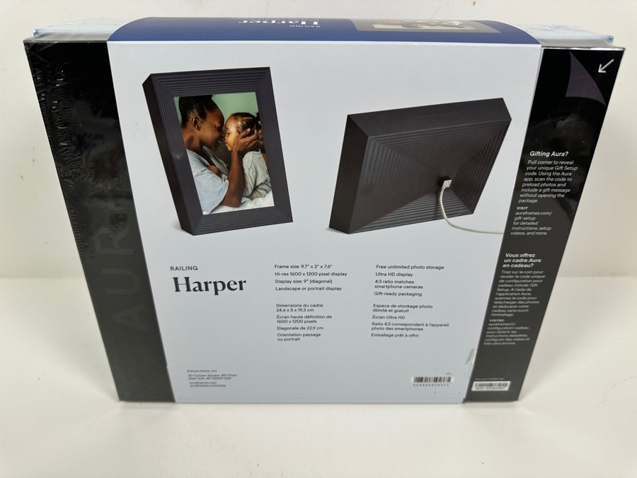 New Aura Digital Picture Frame 9.7 X 7.6 [Photo 3]