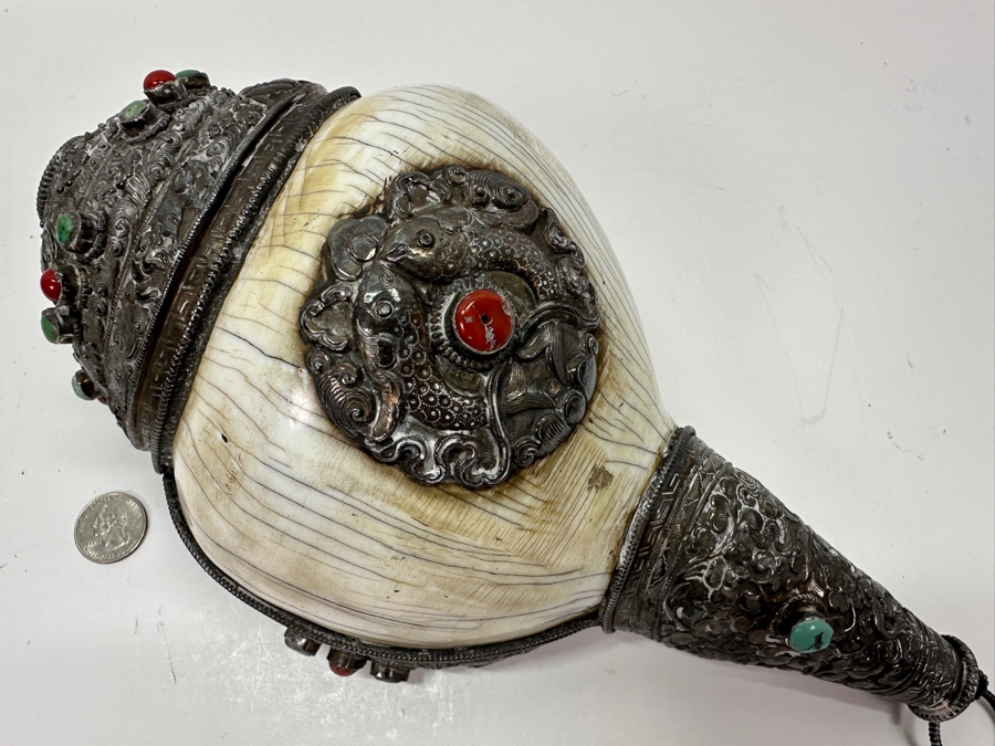 Impressive Tibetan Conch Shell Ritual Horn Adorned With Detailed Silver, Coral And Turquoise Weighs 2,232g [Photo 3]