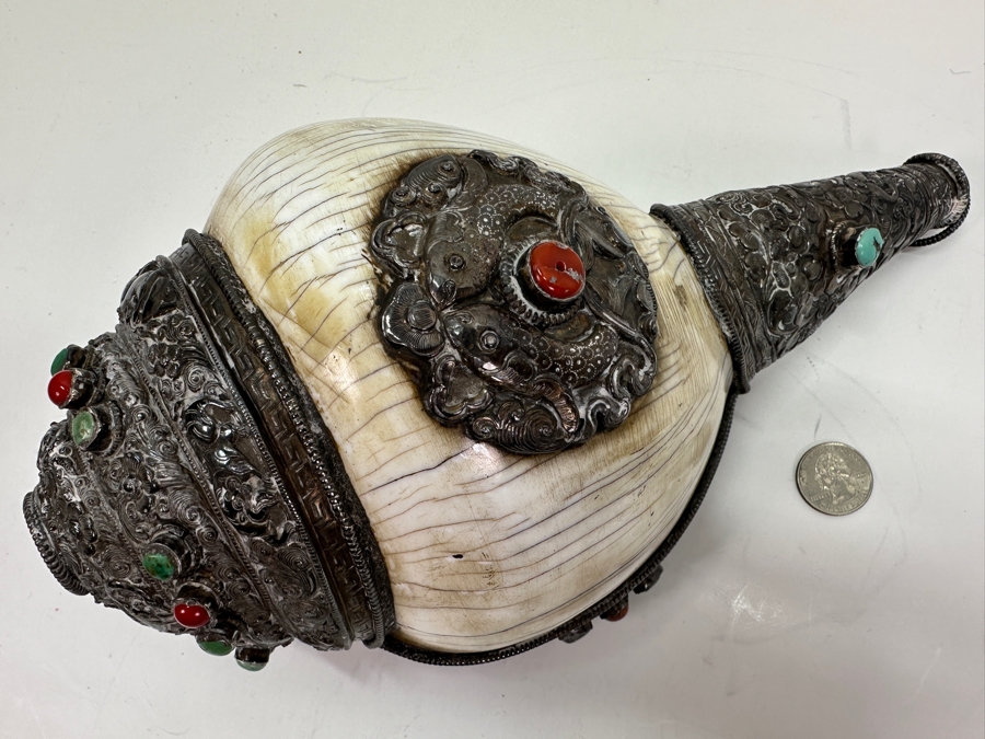 Impressive Tibetan Conch Shell Ritual Horn Adorned With Detailed Silver, Coral And Turquoise Weighs 2,232g [Photo 5]