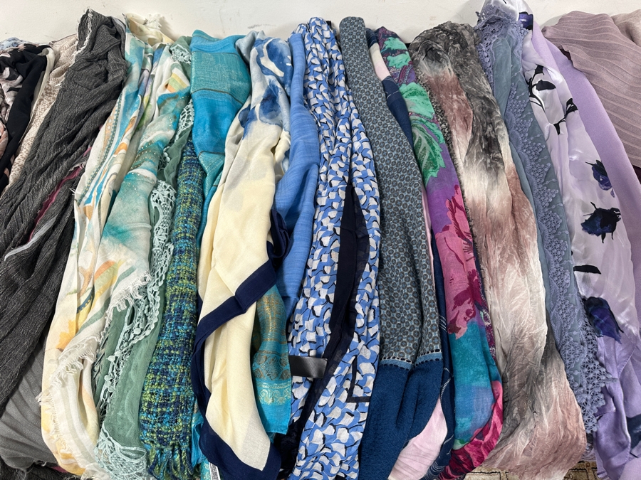 Large Collection Of Women's Scarves & Wraps Some New With Tags [Photo 3]