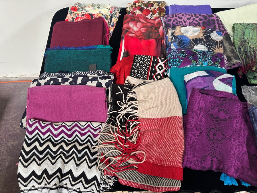 Large Collection Of Women's Scarves & Wraps Some New With Tags [Photo 2]