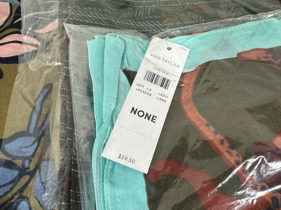 Large Collection Of Women's Scarves & Wraps Some New With Tags [Photo 7]