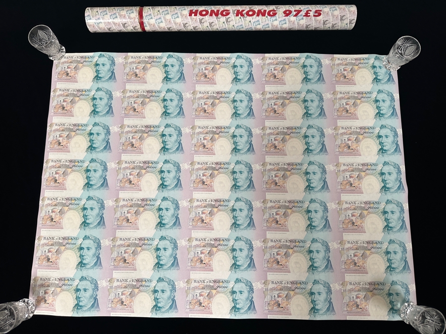 Rare Limited Edition Uncut Sheet Of Hong Kong 1997 Bank Of England Five Pound Currency Commemorative Notes Commemorating The Return Of Hong Kong To China Issued 23rd May 1997 With Certificate Of Authenticity Limited To 3,888 Sheets - 35 Five Pound Bills [Photo 3]