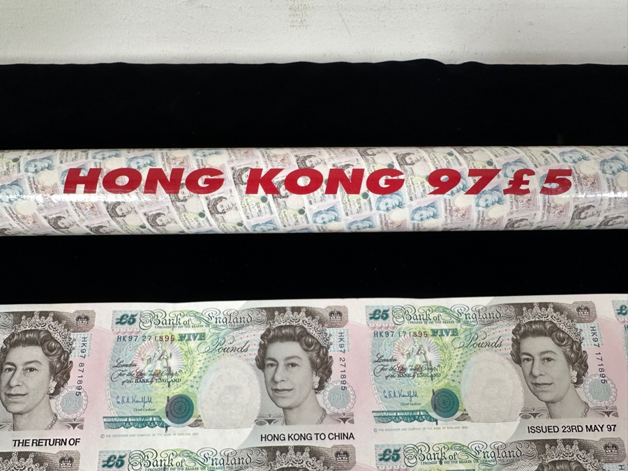 Rare Limited Edition Uncut Sheet Of Hong Kong 1997 Bank Of England Five Pound Currency Commemorative Notes Commemorating The Return Of Hong Kong To China Issued 23rd May 1997 With Certificate Of Authenticity Limited To 3,888 Sheets - 35 Five Pound Bills [Photo 10]