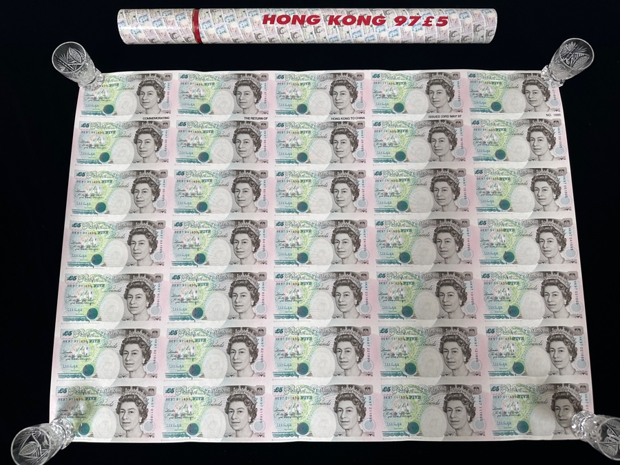Rare Limited Edition Uncut Sheet Of Hong Kong 1997 Bank Of England Five Pound Currency Commemorative Notes Commemorating The Return Of Hong Kong To China Issued 23rd May 1997 With Certificate Of Authenticity Limited To 3,888 Sheets - 35 Five Pound Bills [Photo 2]