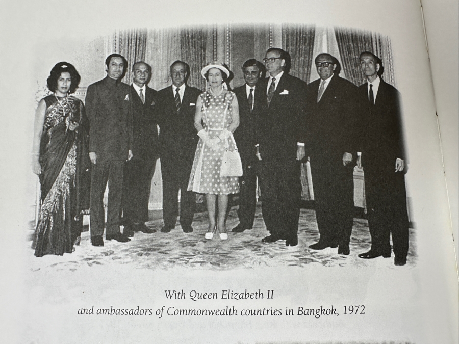 1996 First Edition Hardcover Book The Barefoot Boy From Songward: The Life Of Chi Owyang Entrepeneurs Of Asia By Hsuan Owyang [Photo 15]