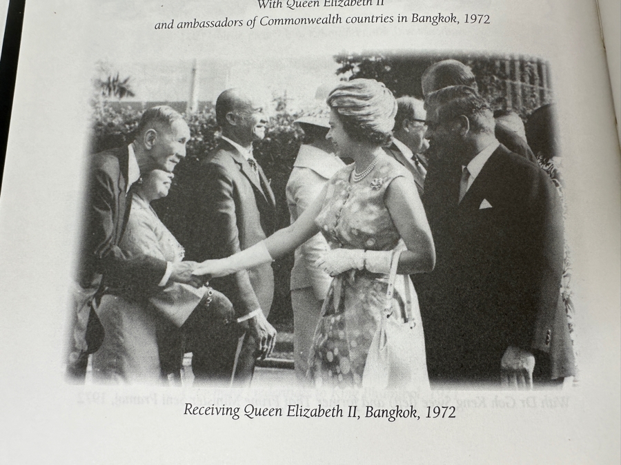 1996 First Edition Hardcover Book The Barefoot Boy From Songward: The Life Of Chi Owyang Entrepeneurs Of Asia By Hsuan Owyang [Photo 16]