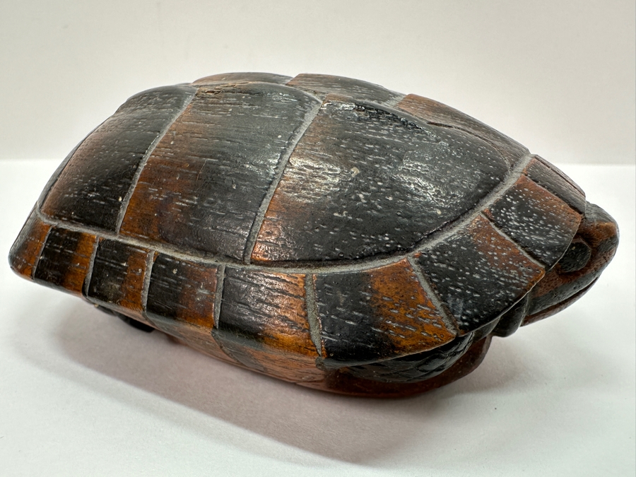 Hand Carved Wooden Turtle Box 5'W [Photo 2]