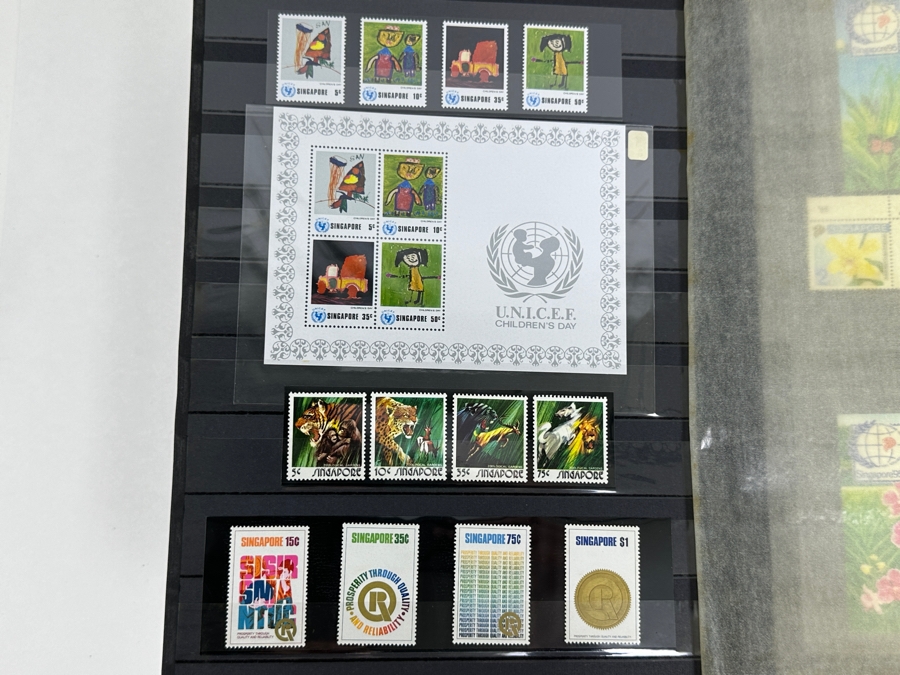 Large Collection Of Mint Stamps From Singapore And Malaysia - See Photos For Sampling Of Stamps In Book [Photo 30]