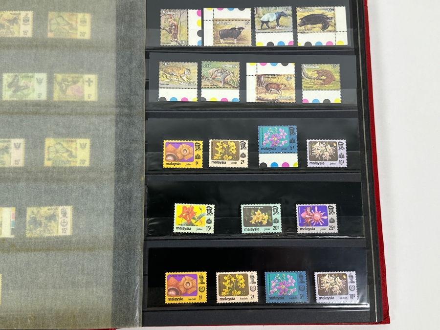 Large Collection Of Mint Stamps From Singapore And Malaysia - See Photos For Sampling Of Stamps In Book [Photo 10]
