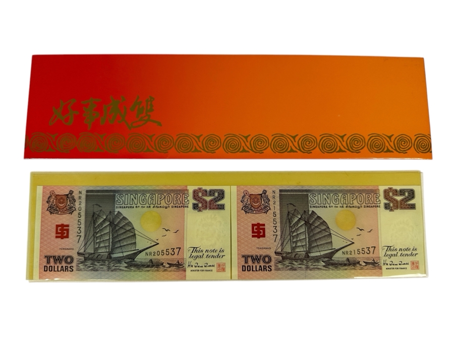 Pair Of Mint Uncirculated Singapore Two Dollars Bills [Photo 1]