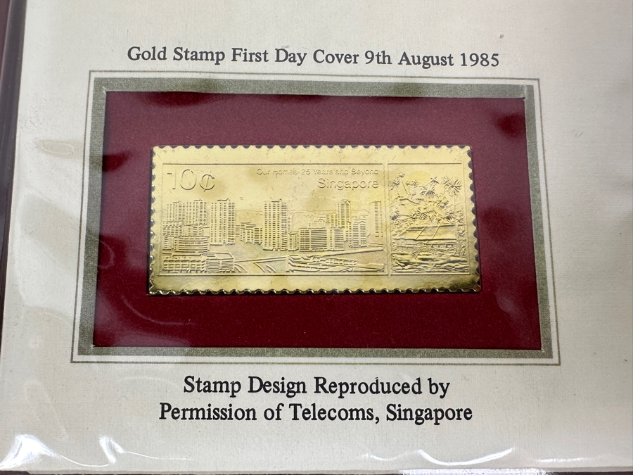 Pair Of Mint Public Housing - 25 Years Of Achievement - 22K Gold Stamp First Day Covers From Singapore Limited To 8,000 Sets [Photo 6]
