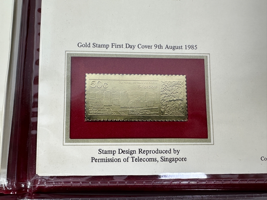 Pair Of Mint Public Housing - 25 Years Of Achievement - 22K Gold Stamp First Day Covers From Singapore Limited To 8,000 Sets [Photo 14]