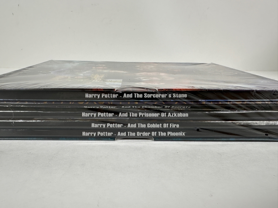 Sealed Set - Mint Harry Potter Stamp Collection From Singapore [Photo 2]