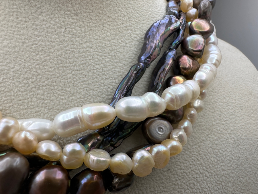 Multi-Strand 16' Pearl Necklace [Photo 3]